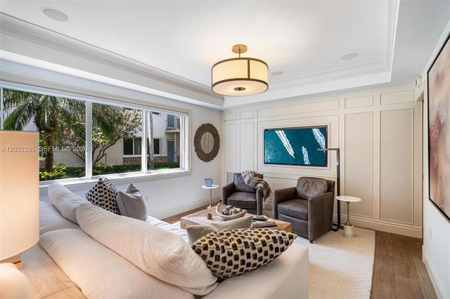 1130 Venetian Way 1E, Miami Beach, FL 33139