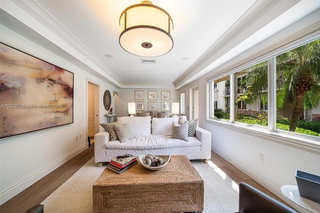 1130 Venetian Way 1E, Miami Beach, FL 33139