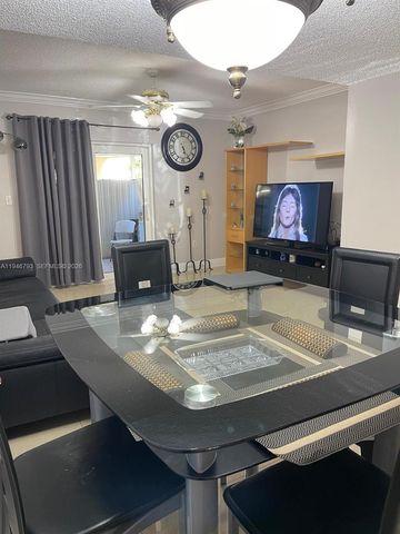 527 W 68TH ST 1, Hialeah, FL 33014