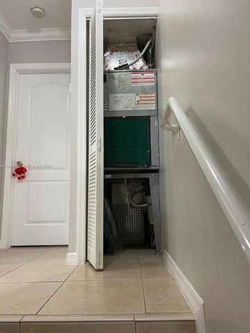 527 W 68TH ST 1, Hialeah, FL 33014