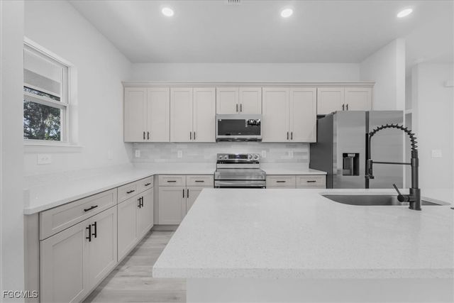 4411 Cremona DR, Sebring, FL 33872