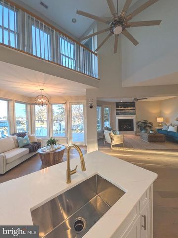 802 BROADCREEK DR, Stevensville, MD 21666