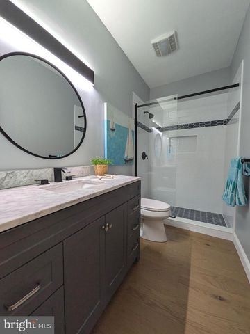 802 BROADCREEK DR, Stevensville, MD 21666