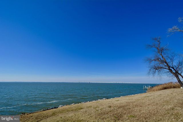 802 BROADCREEK DR, Stevensville, MD 21666