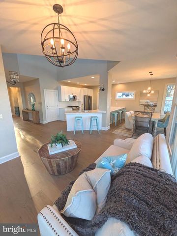 802 BROADCREEK DR, Stevensville, MD 21666