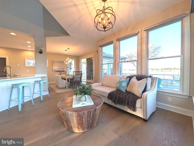 802 BROADCREEK DR, Stevensville, MD 21666