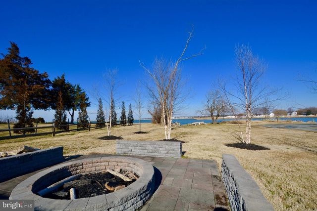 802 BROADCREEK DR, Stevensville, MD 21666