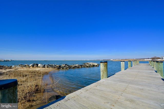 802 BROADCREEK DR, Stevensville, MD 21666