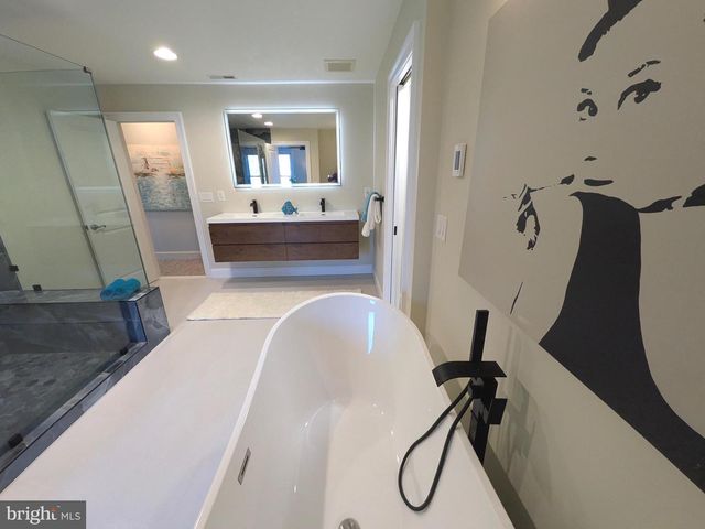 802 BROADCREEK DR, Stevensville, MD 21666