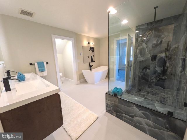 802 BROADCREEK DR, Stevensville, MD 21666