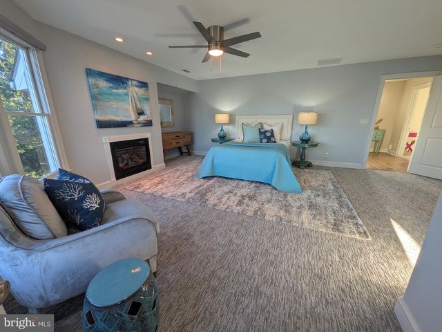 802 BROADCREEK DR, Stevensville, MD 21666