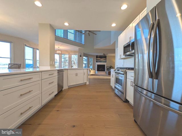 802 BROADCREEK DR, Stevensville, MD 21666