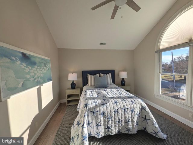 802 BROADCREEK DR, Stevensville, MD 21666