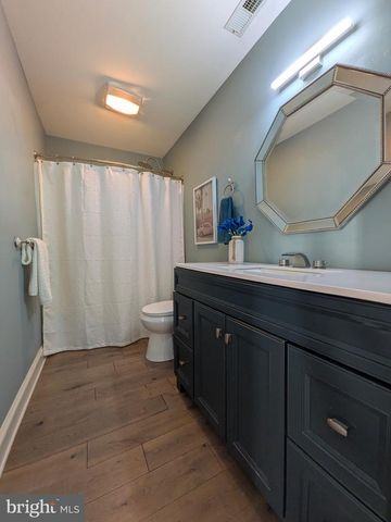 802 BROADCREEK DR, Stevensville, MD 21666