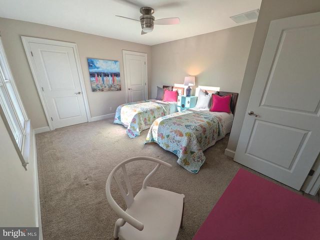 802 BROADCREEK DR, Stevensville, MD 21666