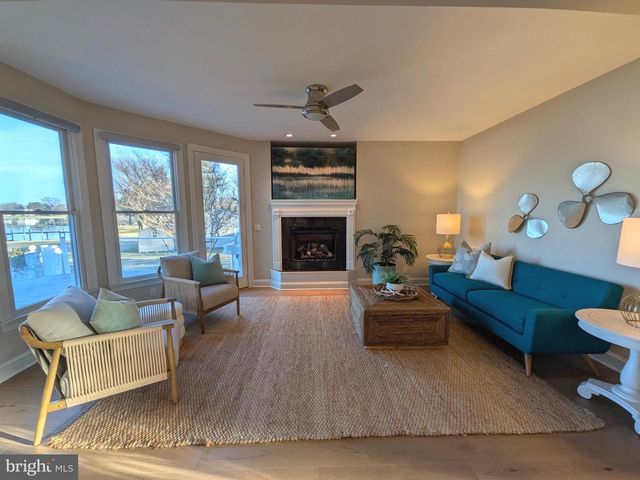 802 BROADCREEK DR, Stevensville, MD 21666