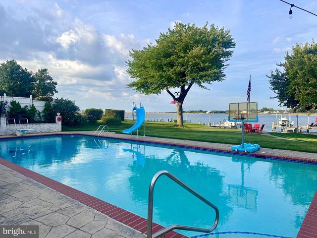 802 BROADCREEK DR, Stevensville, MD 21666