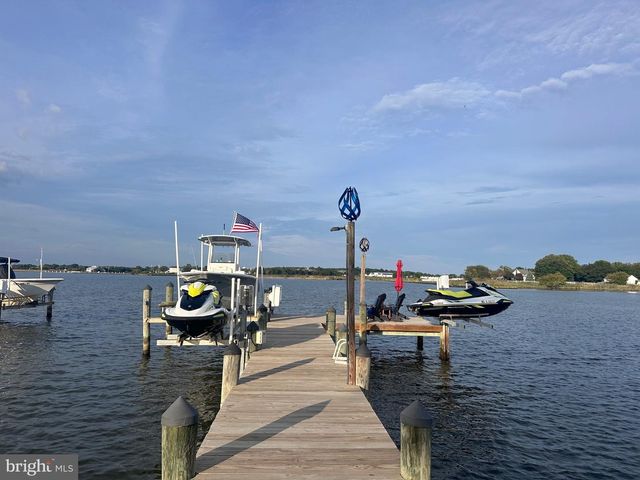 802 BROADCREEK DR, Stevensville, MD 21666