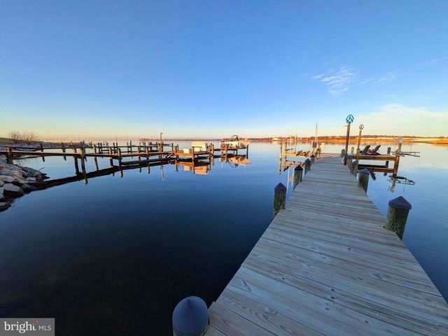 802 BROADCREEK DR, Stevensville, MD 21666