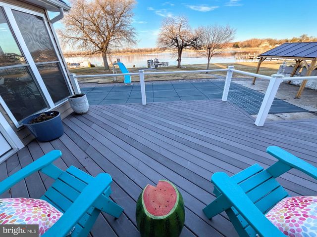 802 BROADCREEK DR, Stevensville, MD 21666