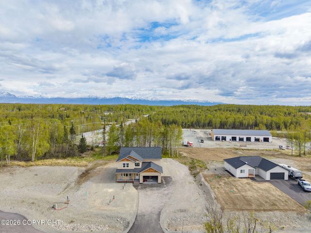 2440 W Longview Circle, Wasilla, AK 99654