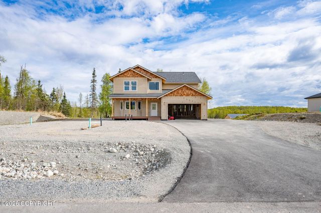 2440 W Longview Circle, Wasilla, AK 99654