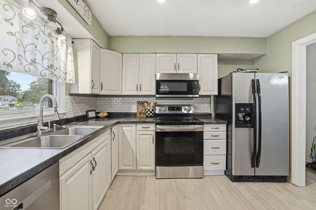 295 Bennett, Bedford, IN 47421