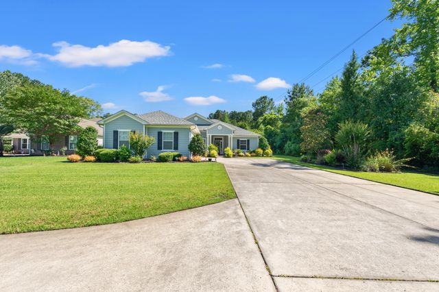 961 Foxtail Dr., Longs, SC 29568
