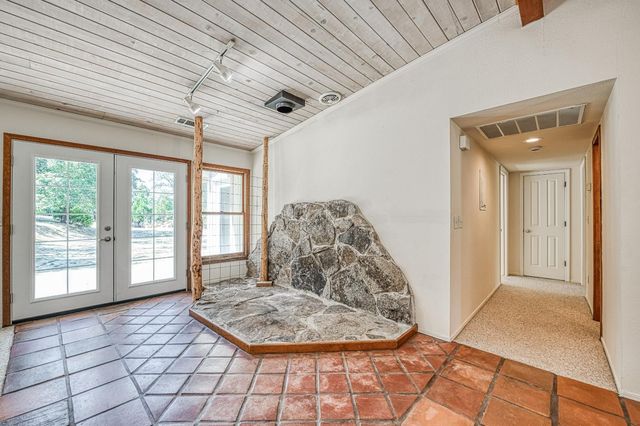 39000 Corlew Lane, Auberry, CA 93602