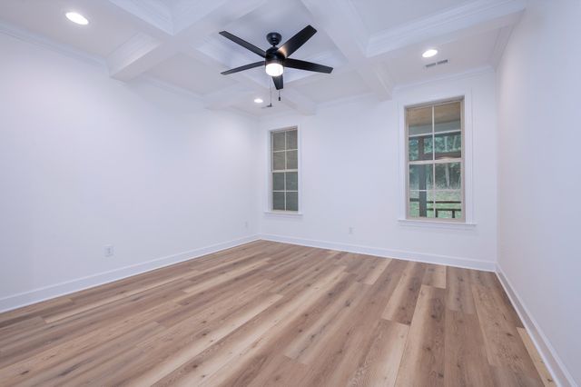 120 Nickolas Cir, Lebanon, TN 37087