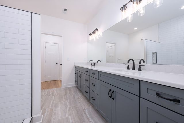 120 Nickolas Cir, Lebanon, TN 37087