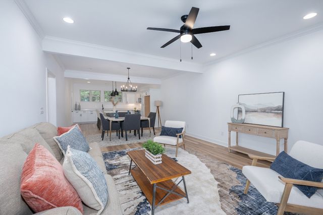 120 Nickolas Cir, Lebanon, TN 37087