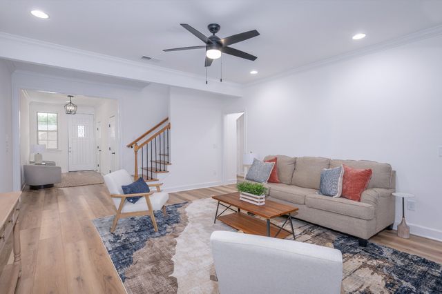 120 Nickolas Cir, Lebanon, TN 37087