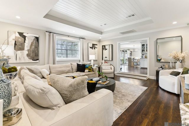 3755 Drusilla Dr, Baton Rouge, LA 70809