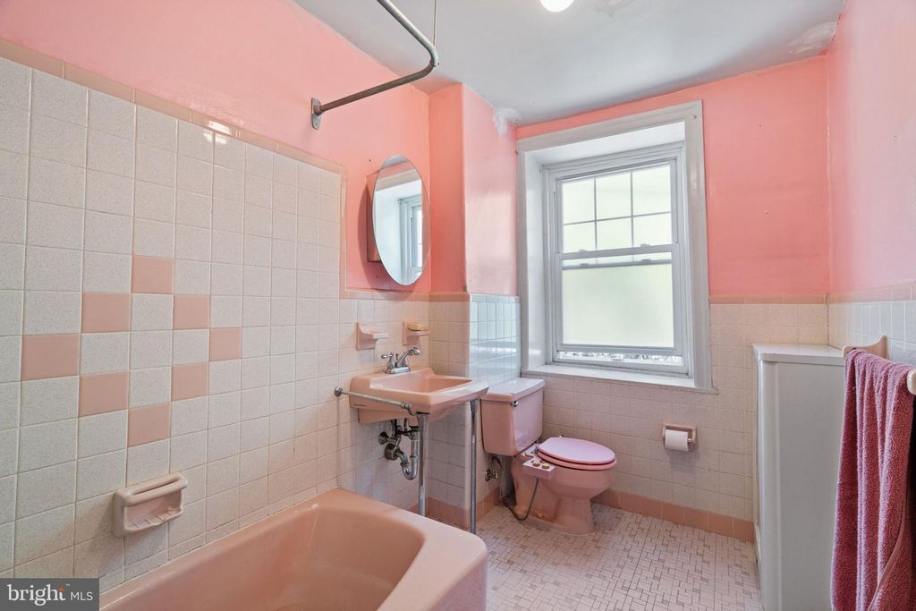 6301 SHERMAN ST, Philadelphia, PA 19144 — photo 5