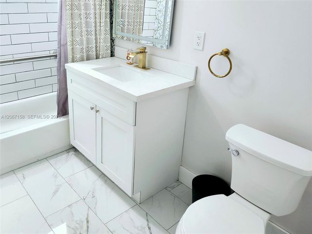 1860 NW 24th Avenue 302, Miami, FL 33125