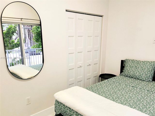 1860 NW 24th Avenue 302, Miami, FL 33125
