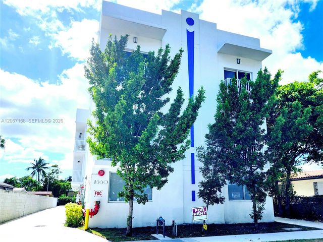 1860 NW 24th Avenue 302, Miami, FL 33125