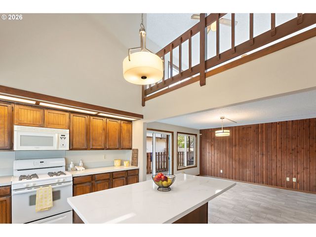 2398 Sw TEGART Ave, Gresham, OR 97080