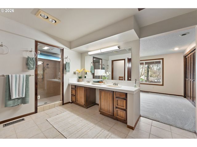 2398 Sw TEGART Ave, Gresham, OR 97080