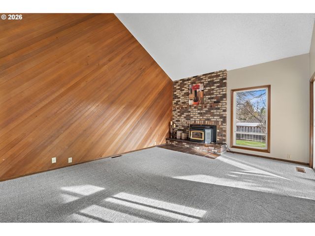 2398 Sw TEGART Ave, Gresham, OR 97080