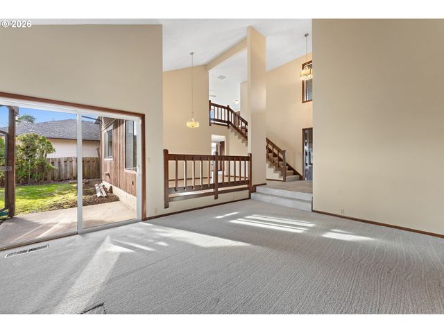 2398 Sw TEGART Ave, Gresham, OR 97080