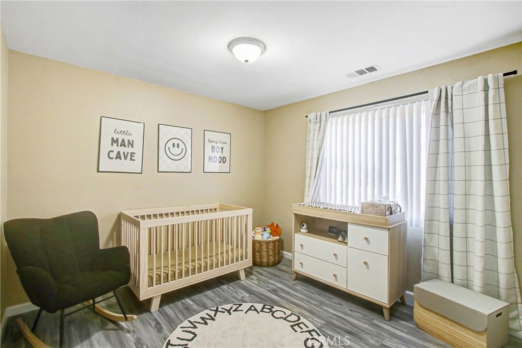 Image 10 of property listing at 2103 Possum Court, San Jacinto, CA 92582