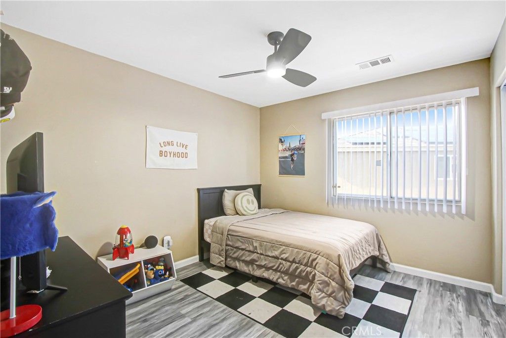 Image 11 of property listing at 2103 Possum Court, San Jacinto, CA 92582