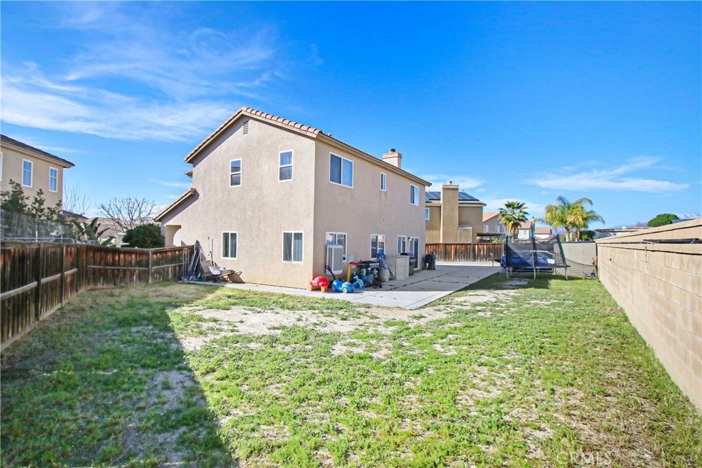 Image 19 of property listing at 2103 Possum Court, San Jacinto, CA 92582