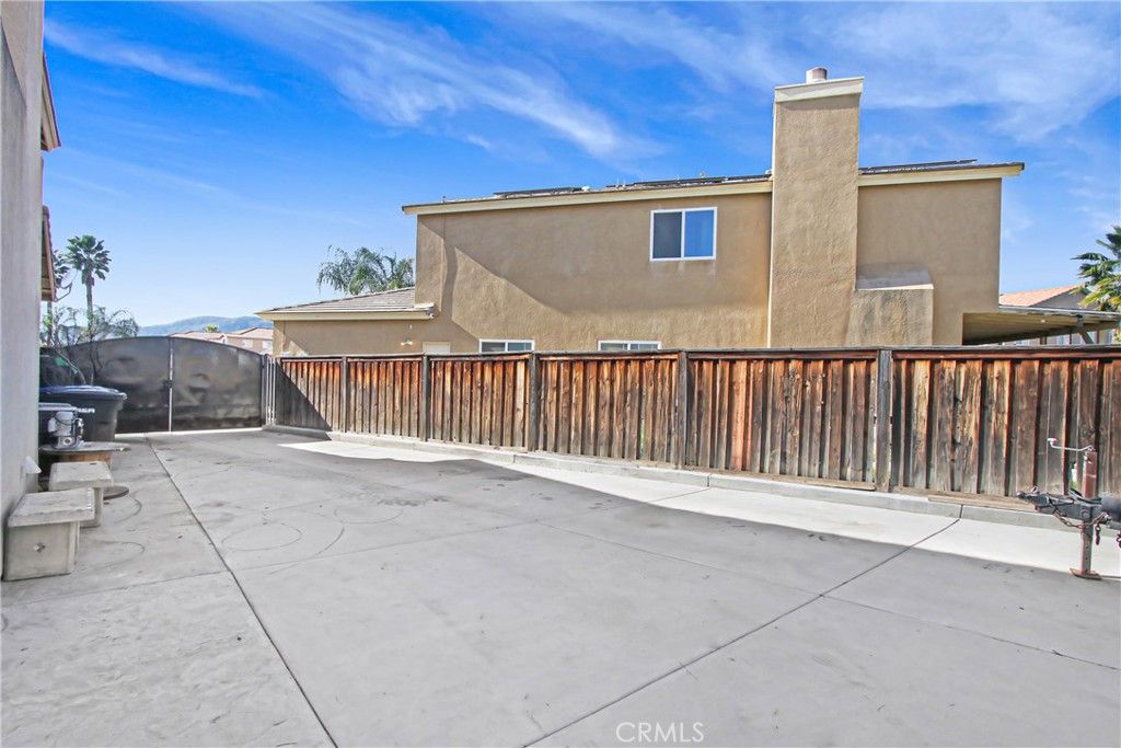 Image 20 of property listing at 2103 Possum Court, San Jacinto, CA 92582