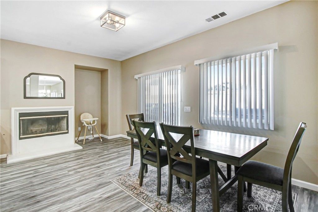 Image 4 of property listing at 2103 Possum Court, San Jacinto, CA 92582