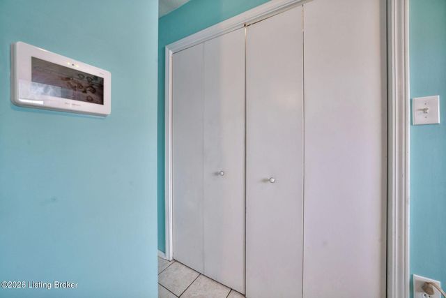 3000 Lynnwood Way, Louisville, KY 40299