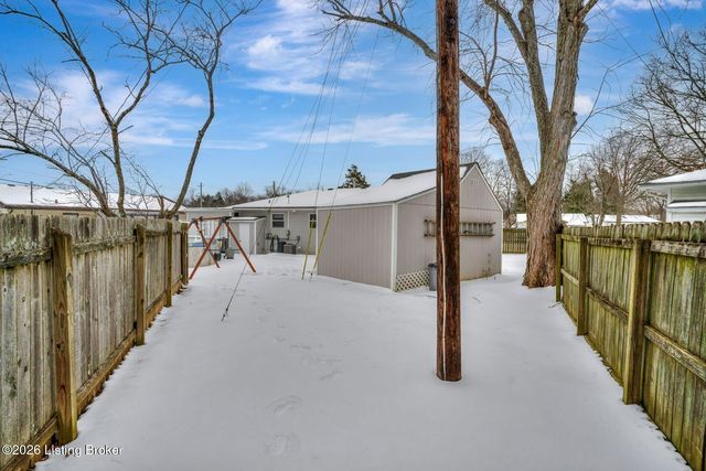 3000 Lynnwood Way, Louisville, KY 40299