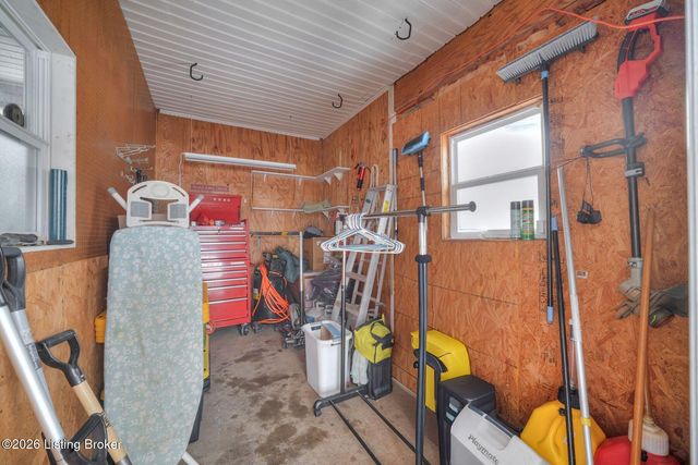 3000 Lynnwood Way, Louisville, KY 40299